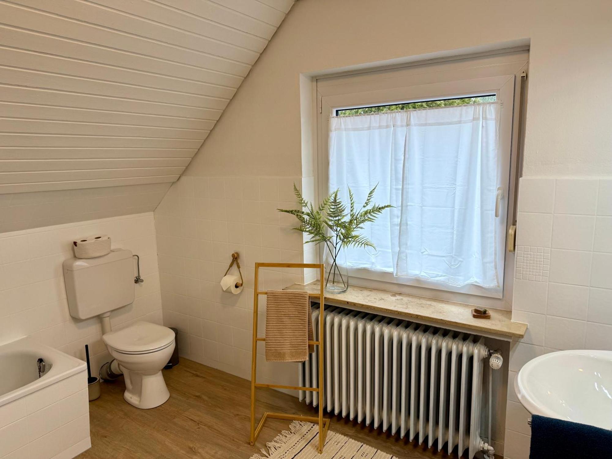 באד צווישנהם Appartements Zum Weissen Hahn מראה חיצוני תמונה
